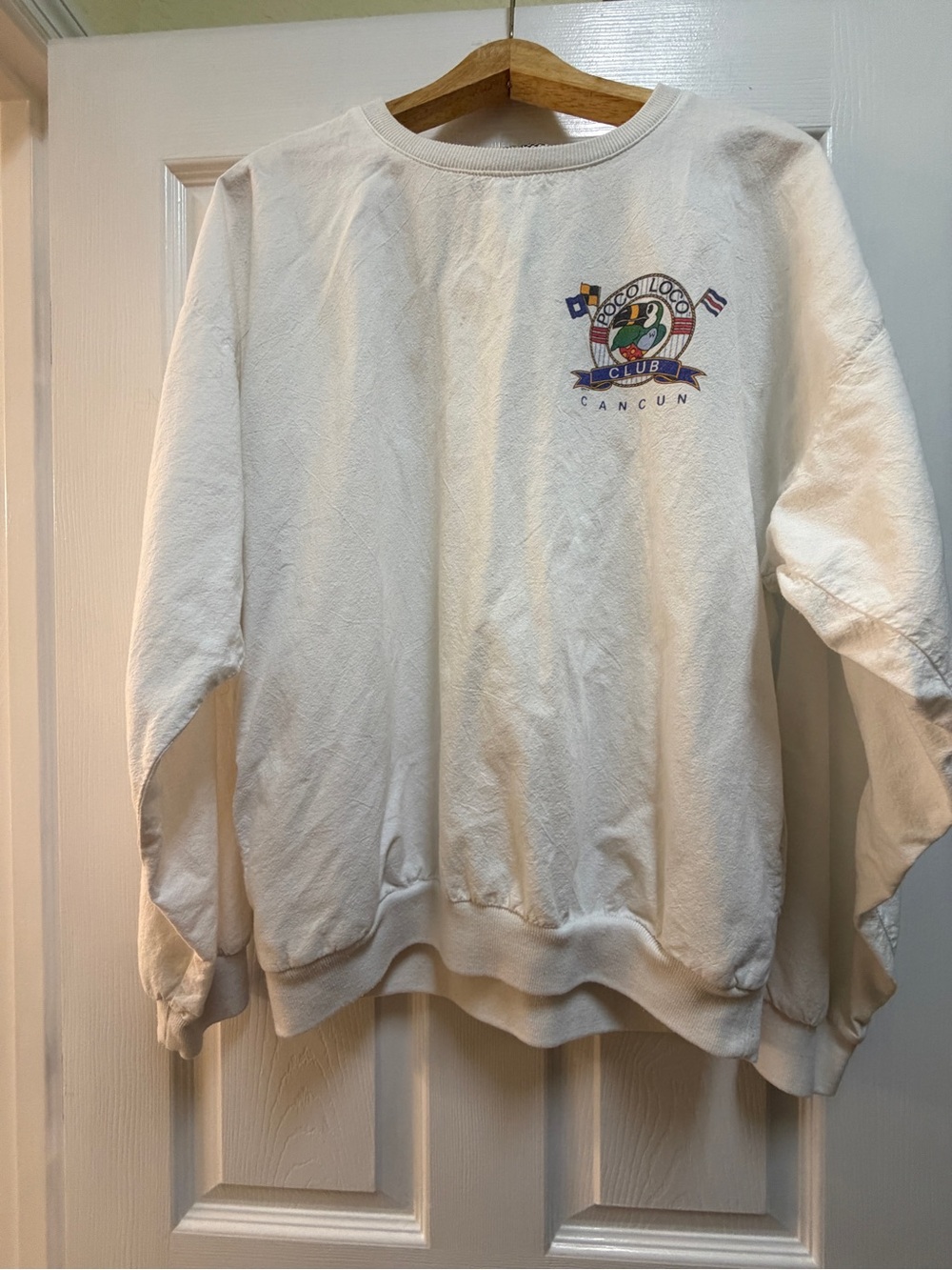 Vintage 1987 Poco Loco Club Cancun Graphic Crewneck Sweatshirt White Size Large